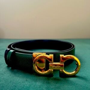 Salvatore Ferragamo belt - lightly worn but perfect for fall!